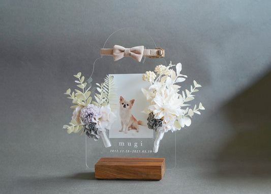 首輪を飾れるフラワーボード